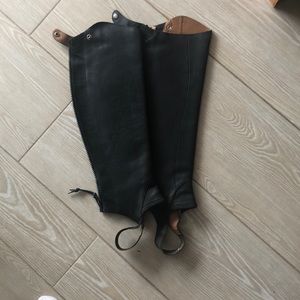 Ariat zip up half chaps, size small-tall